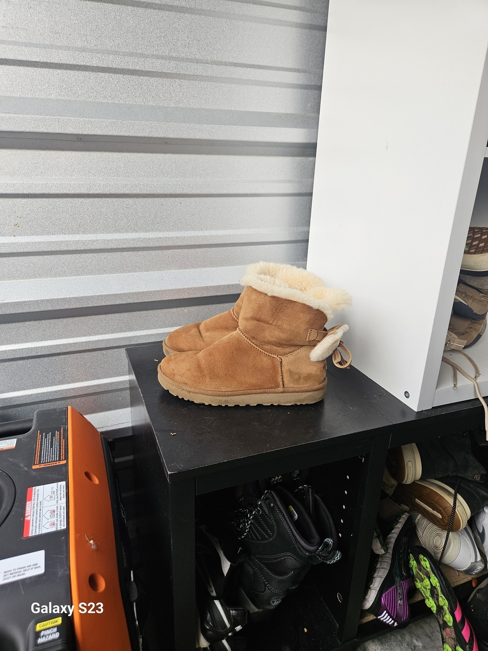 UGG Australia Customizable Bailey Bow Short Boots Chestnut Women’s Size 8 Sheeps